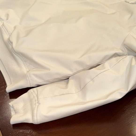 Hollister Cream Bomber Jacket with Faux Fur Hood Sz M - Picture 13 of 16